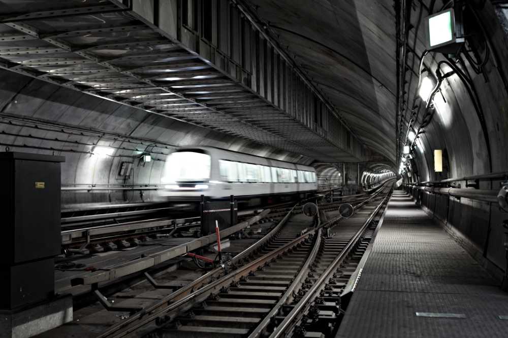 ReUseHeat Train in mentro tunnel